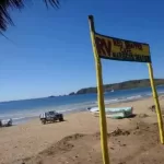 Acampando en Barra de Navidad