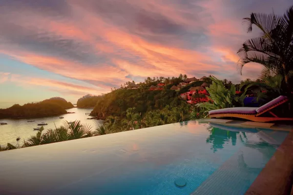 Bienes Raíces en Costa Careyes en Venta