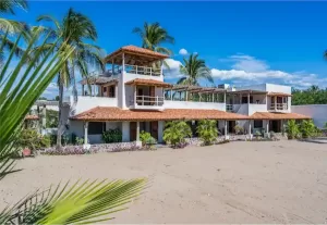 Bienes Raíces en Punta Pérula Jalisco Mexico