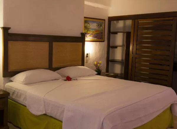 Blue Bay Los Angeles Locos Accommodations