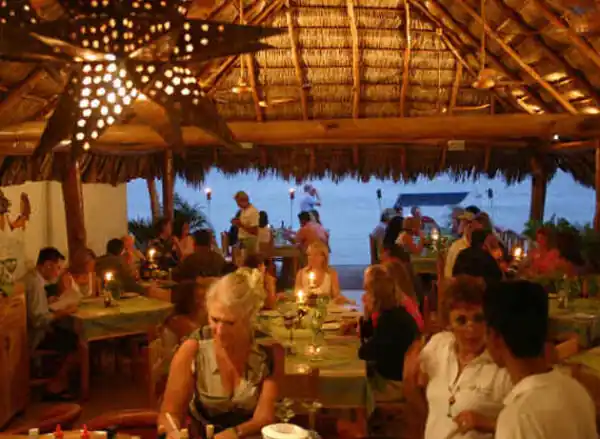 Nightlife Guide: The Best Bars in Barra de Navidad (2026)